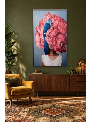 Fida Pembe Şakayık ve Mavi Kuşlu Kadın Canvas Tablo