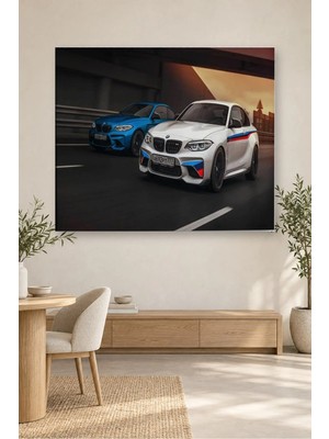 Fida Köprü Altında Mavi ve Beyaz Bmw M2 Ikilisi Canvas Tablo