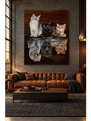 Fida Suda Kaplan ve Panter Yansıyan Üç Kedi Canvas Tablo