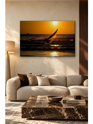 Fida Gün Batımında Denizin Üstünde Süzülen Kuş Canvas Tablo