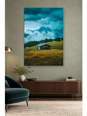 Fida Fırtına Bulutları Altında Ahşap Dağ Kulübesi Canvas Tablo