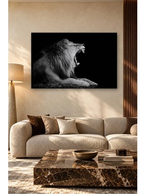 Fida Uzanırken Esneyen Aslan Siyah Beyaz Canvas Tablo