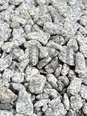 Sosc Natural Granit Dekoratif Çakıl Taşı, Gri Beyaz, 1-2 Cm, 1 Kg, Bahçe Peyzaj Saksı Akvaryum