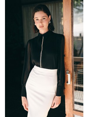 Sateen Nervür Detaylı Bluz - Siyah