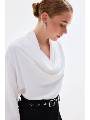Sateen Degaje Yaka Bluz - Ekru