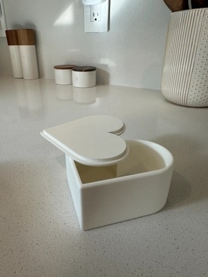 Popüler Sepet 3D Baskı Kalp Şeklinde Kapaklı Saklama Kutusu Yuvarlak Hatlı Mini Hediye Kutusu Beyaz