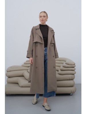 Cey Moda Kadın Oversize Kruvaze Yaka Kol Apoletli Astar Detaylı  Kuşaklı Uzun Trençkot