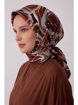 Belli Twill Ipek Eşarp 2027 Kış Sezonu 4417D01-51
