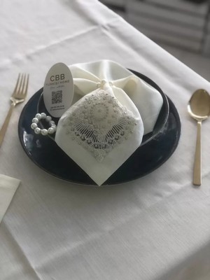 Sofra Takımı Kartanesi Gardenya Keten Yemek Takımı 160X220 Masa Seti 26 Parça Runner Set Kreme Gold