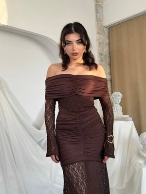Miss Beyoğlu Düşük Omuzlu Büzgülü Dantel Etekli Uzun Elbise - Uzun Kollu Kadın Elbise