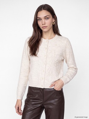 LC Waikiki Lcw Modest Ekru Çiçek Nakışlı Kadın Triko Hırka
