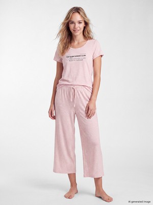 LC Waikiki Lcw Dream Pembe Bisiklet Yaka Baskılı Kadın Kaprili Pijama Takımı