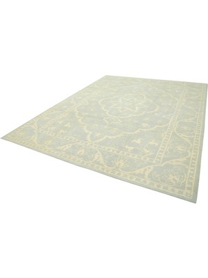 Bespoky Pastel Mavi Bej Klasik Madalyon Desenli El Dokuma Salon Halısı Eskitme Vintage