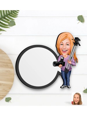 BK Gift Kişiye Özel Kadın Fotoğrafçı Karikatürlü Ahşap Bardak Altlığı-1