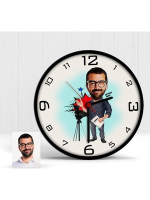 BK Gift Kişiye Özel Bay Yönetmen Karikatür Ahşap Duvar Saati - 1