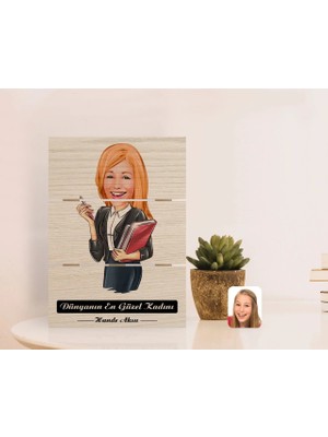 BK Gift Kişiye Özel Dünyanın En Güzel Kadını Karikatürlü Otantik Masaüstü Ahşap Palet Çerçeve-42