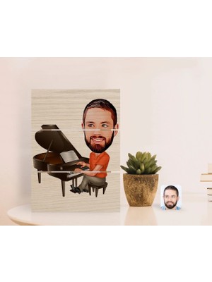 BK Gift Kişiye Özel Erkek Piyanist Karikatürlü Otantik Masaüstü Ahşap Palet Çerçeve-1