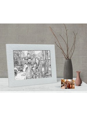 BK Gift Kişiye Özel Tam Boy Karakalem Aile Karikatürlü Dekoratif Çerçeve-2