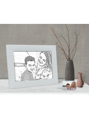 BK Gift Kişiye Özel Tam Boy Karakalem Anne ve Oğul Karikatürlü Dekoratif Çerçeve-1
