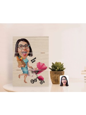 BK Gift Kişiye Özel Anneler Günü Temalı Ev Hanımı Anne Karikatürlü Otantik Masaüstü Ahşap Palet Çerçeve-1
