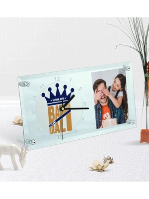 BK Gift Kişiye Özel Fotoğraflı Babaların En Kralı Masaüstü Cam Saat