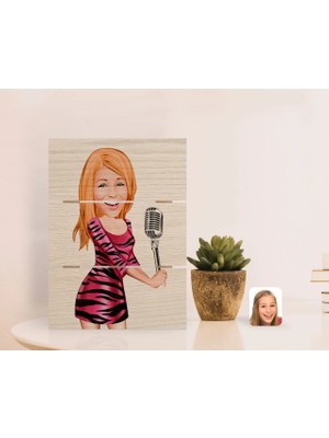 BK Gift Kişiye Özel Şarkı Söyleyen Kız Karikatürlü Otantik Masaüstü Ahşap Palet Çerçeve-2