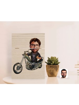 BK Gift Kişiye Özel Erkek Motorcu Karikatürlü Otantik Masaüstü Ahşap Palet Çerçeve-4