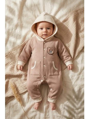 Babydonat Milo Teddy Nakışlı Kapüşonlu Bebek Tulumu - %100 Pamuklu Yumuşak Doku, Pastel Unisex Bebek Jumpsuit