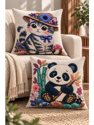 Tr 2'li Kedi ve Panda Desenli 3D Görünümlü Dijital Baskılı Kırlent Kılıfı 43X43 cm Yastık