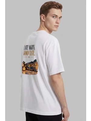 Black Nova Oversize Baskılı Unisex Tişört Late Nights Good Taste Beyaz