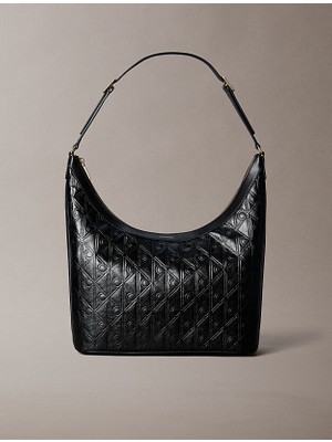 Calvin Klein Kadın Kabartma Logo Desenli Fermuarlı Ayarlanabilir Omuz Askılı Siyah Çanta LV04F3875G-UB1