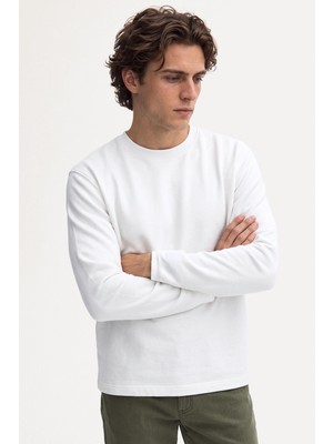 Mudo Erkek Kırık Beyaz Bisiklet Yaka Sweatshirt