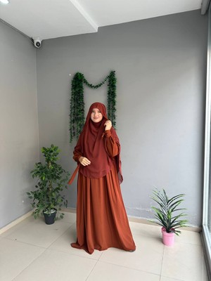 Yüsra Collection Tesettür Liza Kol Bağlama Elbise ve Gölgeli Oval Sufle 2'li Takım