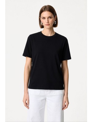 Mudo Kadın Siyah Bisiklet Yaka T-Shirt
