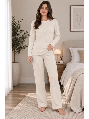 Yaren Co. Kadın Rahat Raporlu Selanik Kumaş Pijama Takımı