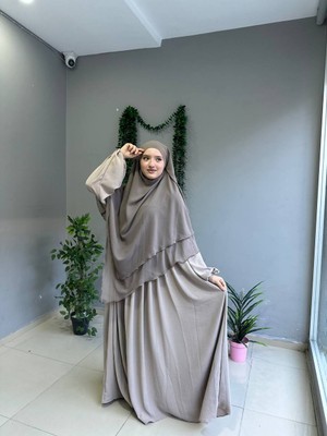 Yüsra Collection Tesettür Ayrobin Elbise ve Uzun Boy 3 Katlı Sufle 2'li Takım