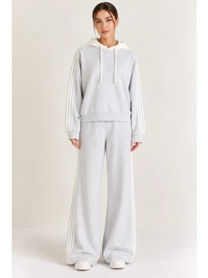 Mevese Kadın Kapüşonlu Oversize Sweatshirt & Bol Eşofman Altı Ikili Takım- Gri-Beyaz