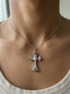Kurukafa Gift Haç Kolye Çelik Nakışlı Zirkon Taşlı Gümüş Renk