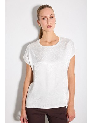 Gusto Yuvarlak Yaka Önü Puantiyeli Jakar Tshirt - Ekru