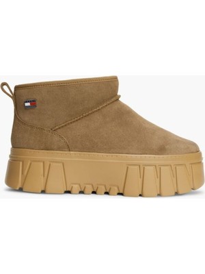 Tommy Hilfiger Kadın Süet Yüzey Içi Sıcak Astarlı Platform Tabanlı Logo Plakalı Kahverengi Bot & Bootie EN0EN03158-GWI
