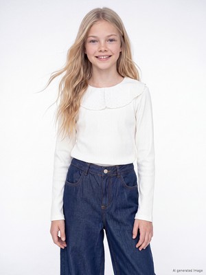 LC Waikiki Lcw Kids Ekru Bebe Yaka Nakışlı Kız Çocuk Tişört