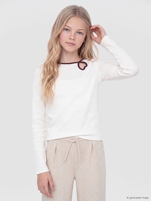LC Waikiki Lcw Kids Ekru Bisiklet Yaka Kalp Detaylı Kız Çocuk Tişört