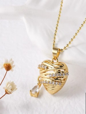 Trendy Chic Taşlı Kalp Gold Kolye