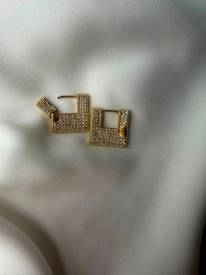 Goldensisters Jewelry Zirkon Taşlı Kare Yapıda Gold Renkli Minimal Küpe