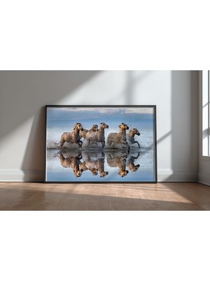 Keyf Home Horses And Reflection Siyah Çerçeveli Mdf Tablo Poster Salon Duvar Dekoru Hediye