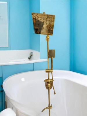 Elarque Gold Robot Duş Seti Modern Banyolar Için Tasarım