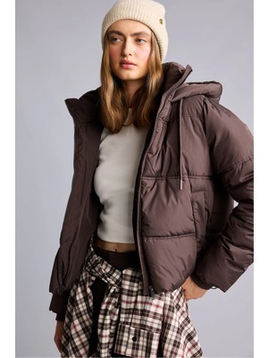 DeFacto Regular Fit Fermuarlı Şişme Mont H8577AX26WN