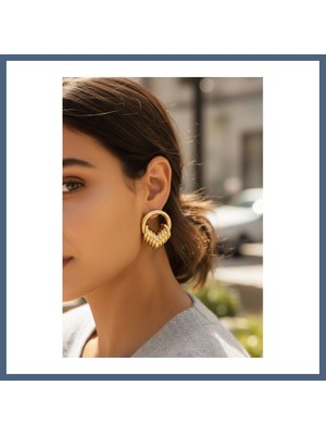 Bezos Pirinç Gold Renk Halka Sarmal Model Vintage Kadın Küpe BZS10