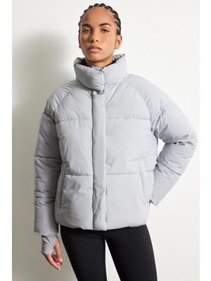 DeFacto Rüzgar Geçirmez Su İtici Regular Fit Dik Yaka Reglan Kol Kışlık Şişme Mont A1550AX26AU