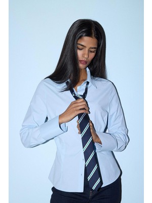 DeFacto Fitted Poplin Gömlek G7782AX26SP